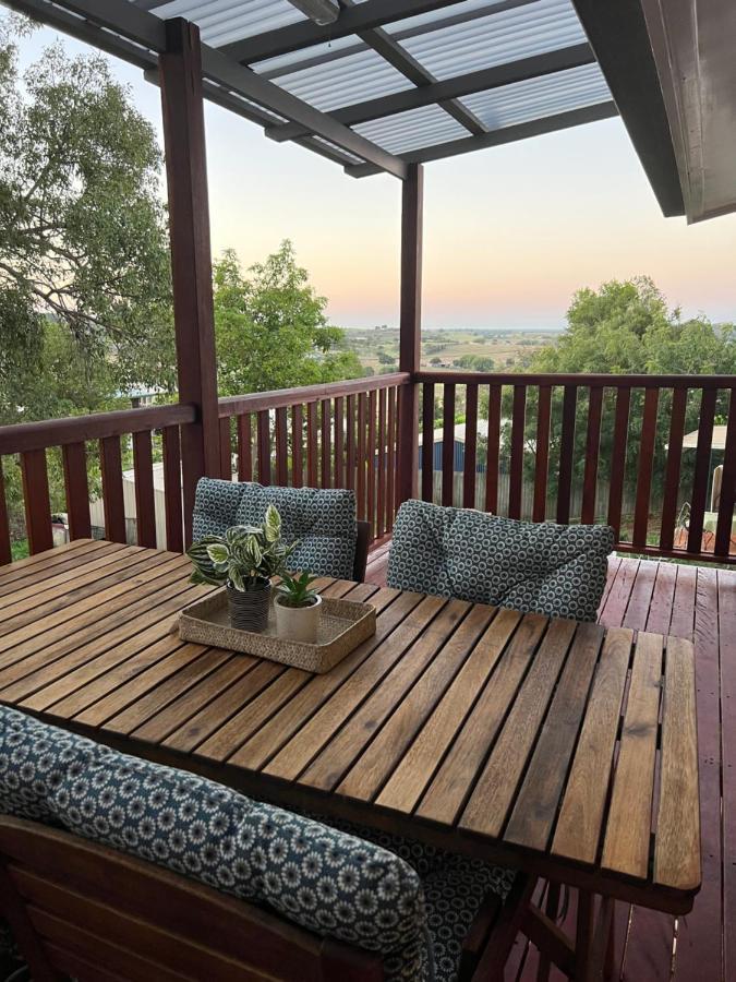 Childers Charmer With Aircon, Wifi & Modern Luxuries מראה חיצוני תמונה